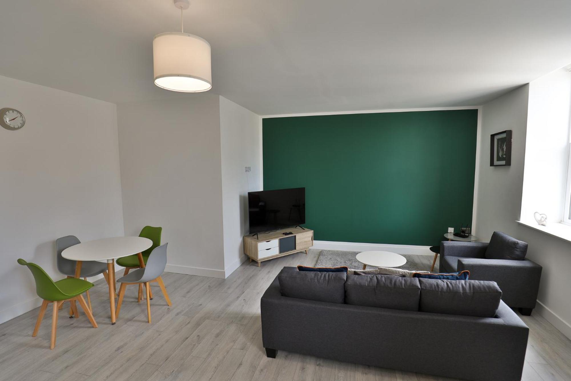 Luxury Centre Pad Kingston upon Hull